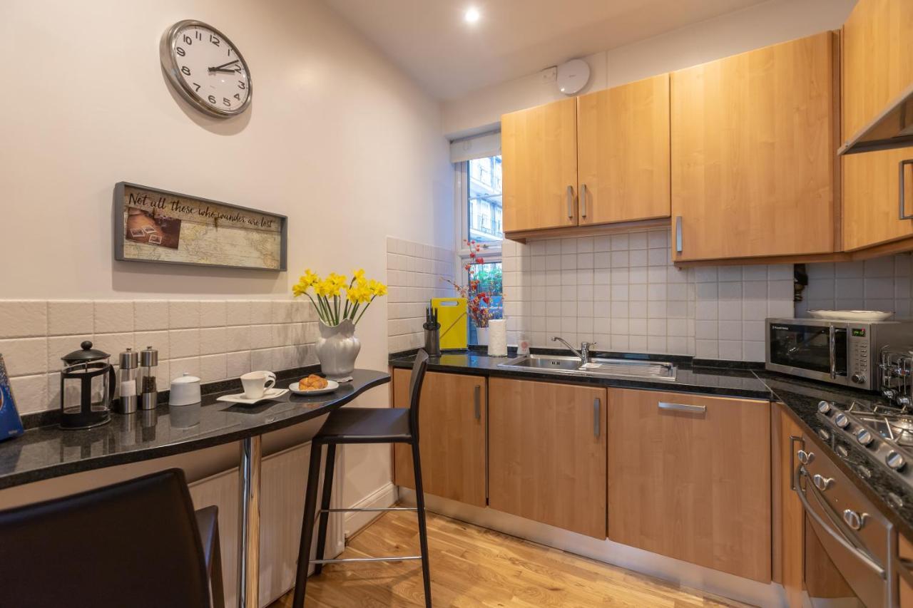 The Wanderlust - 1 Bedroom Apartment L Sleeps 4 With Sofa Bed L Prime Location Plus Free Wifi L Perfect For Business & Leisure Travelers L 15Percent Off Weekly & 20Percent Off Monthly Stays! Londra Exterior foto