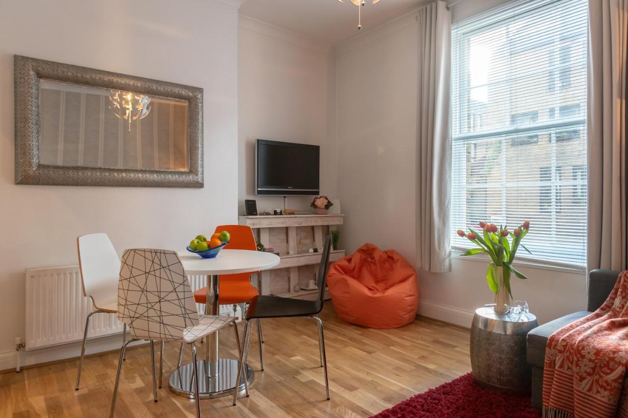 The Wanderlust - 1 Bedroom Apartment L Sleeps 4 With Sofa Bed L Prime Location Plus Free Wifi L Perfect For Business & Leisure Travelers L 15Percent Off Weekly & 20Percent Off Monthly Stays! Londra Exterior foto